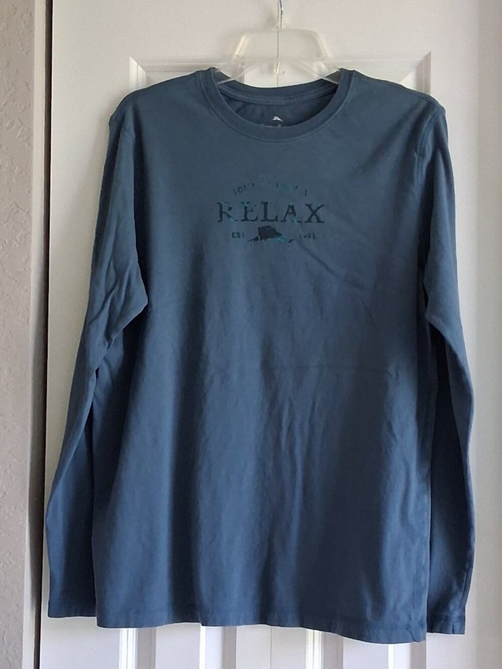 Tommy Bahama RELAX Blue Long Sleeve Tee Men's Size M